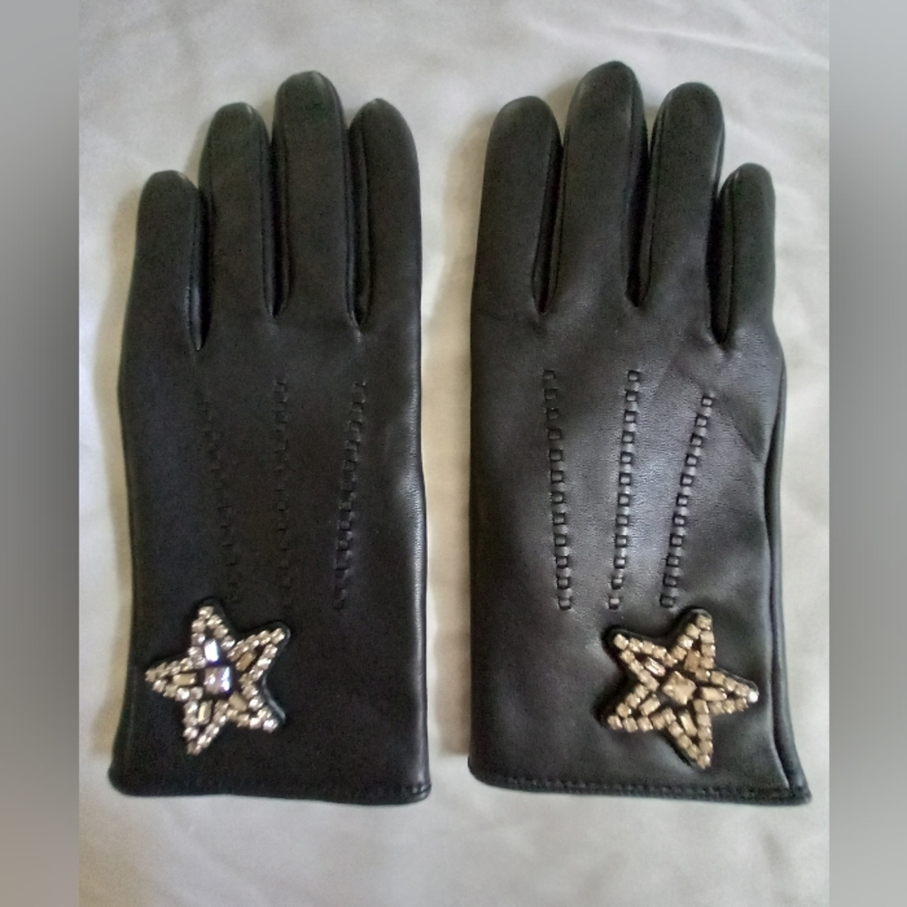 Coach Elegant Black Leather Gloves with Star Embellishment And Cashmere Lining.